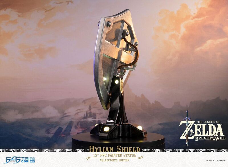 File:F4F BotW Hylian Shield PVC (Collector's Edition) - Official -22.jpg