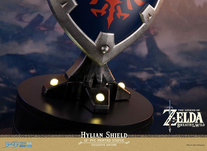 File:F4F BotW Hylian Shield PVC (Exclusive Edition) - Official -30.jpg