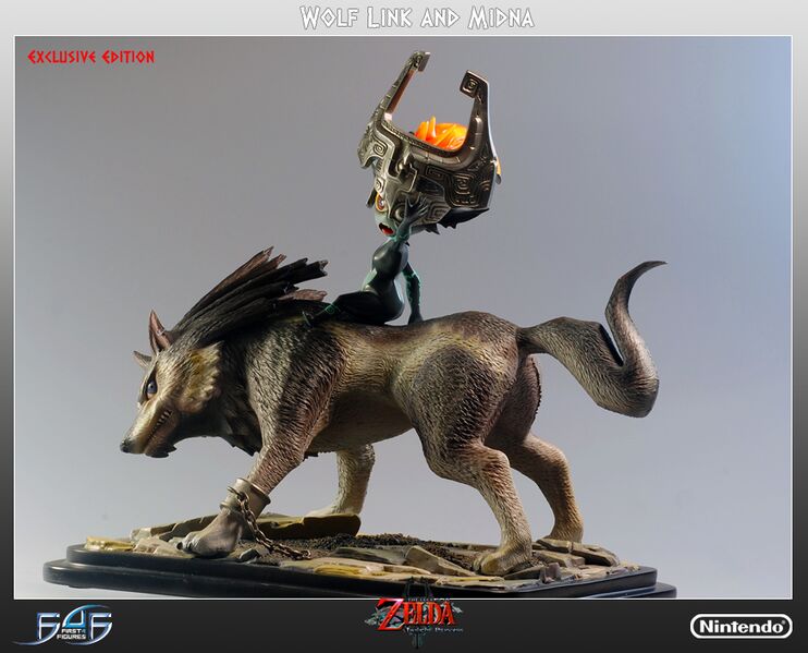 File:Wolf-Link-Midna-Exclusive-Statue-13.jpg