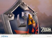 F4F BotW Hylian Shield PVC (Collector's Edition) - Official -11.jpg