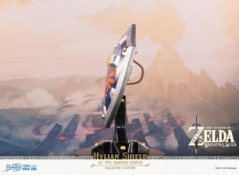 File:F4F BotW Hylian Shield PVC (Collector's Edition) - Official -36.jpg