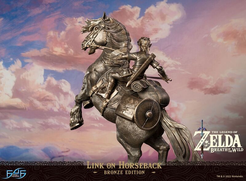 File:F4F Link on Horseback (Bronze Edition) -Official-15.jpg
