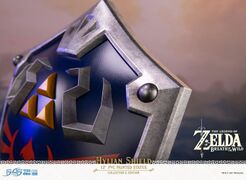 F4F BotW Hylian Shield PVC (Collector's Edition) - Official -16.jpg