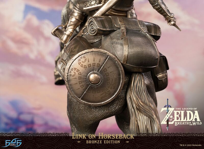 File:F4F Link on Horseback (Bronze Edition) -Official-19.jpg