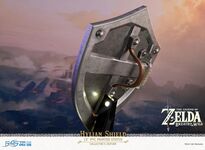 F4F BotW Hylian Shield PVC (Collector's Edition) - Official -28.jpg