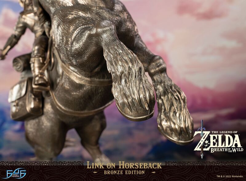 File:F4F Link on Horseback (Bronze Edition) -Official-23.jpg