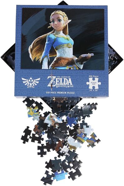 File:USAopoly Princess Zelda Open Box With Pieces.jpg