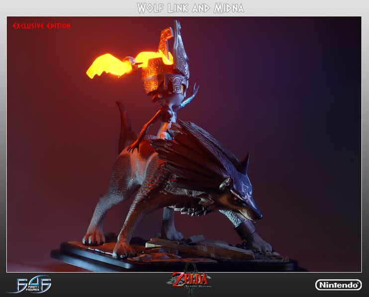 File:Wolf-Link-Midna-Exclusive-Statue-04.jpg