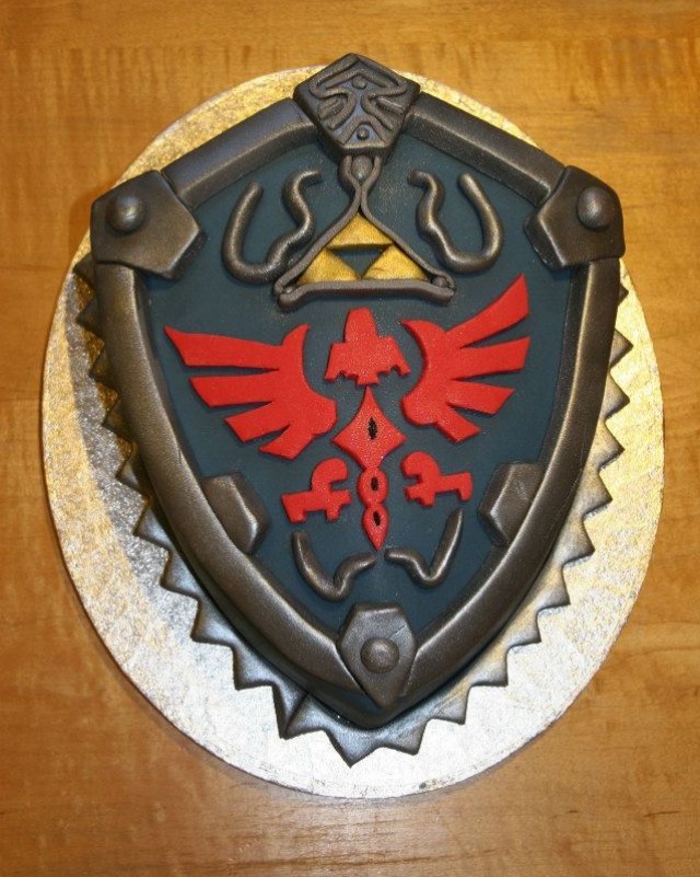Twilight Princess Hylian Shield Cake - Zelda Dungeon